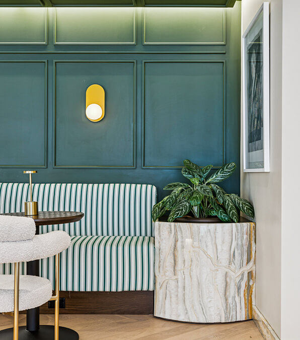 Local commercial M immobilier construit par Exo Construction